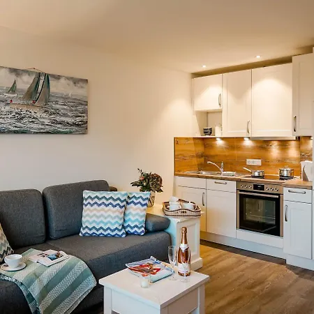 Apartment Di Holting Hues